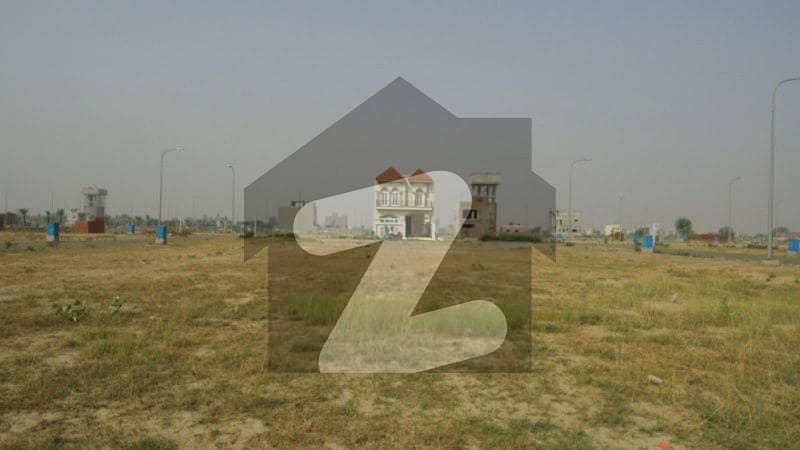 Buy your ideal 5 Marla Plot File in a prime location of Lahore