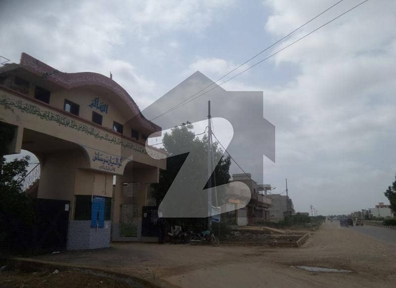 Perfect Corner 240 Square Yards Residential Plot In Gwalior Cooperative Housing Society For sale