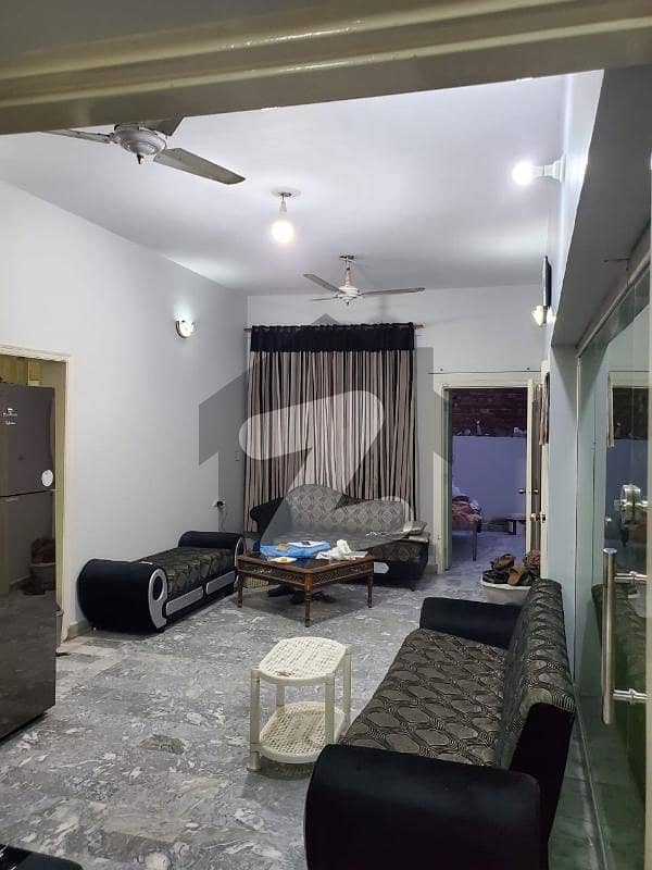 تاجپورہ لاہور میں 5 کمروں کا 7 مرلہ مکان 2 کروڑ میں برائے فروخت۔