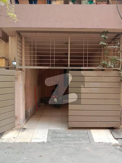 نشاط کالونی - بلاک سی نشاط کالونی لاہور میں 5 کمروں کا 4 مرلہ مکان 1.15 کروڑ میں برائے فروخت۔