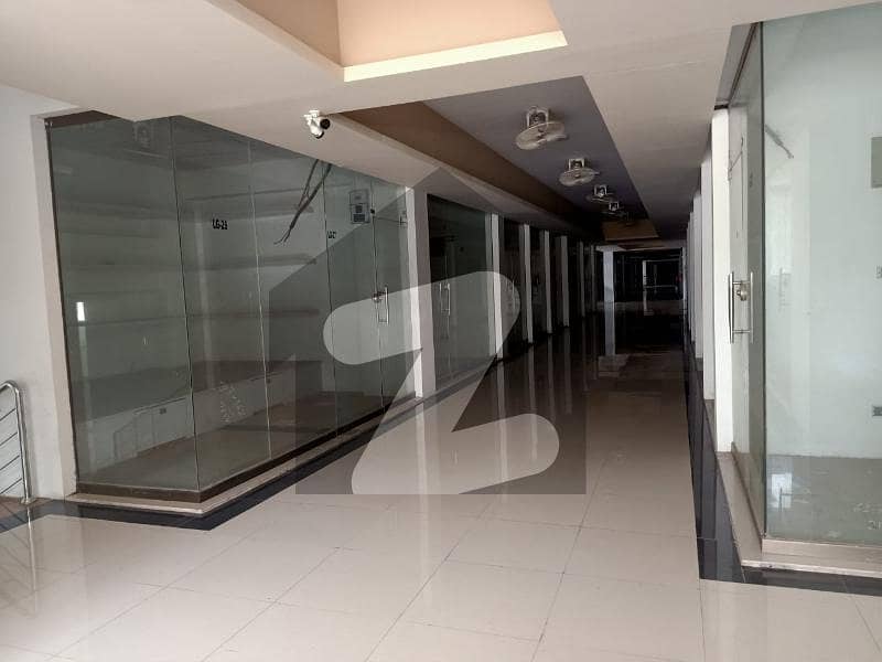 GROUND FLOOR SHOP AVAILABLE FOR RENT IN SAMAMA STAR MALL GULBERG GREENS ISLAMABAD.