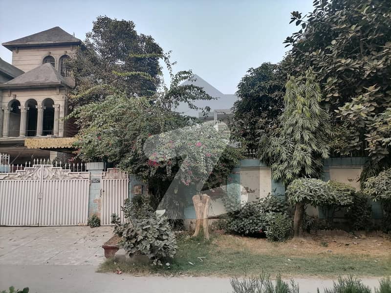 Ideal House For sale In Marghzar Officers Colony Marghzar Officers