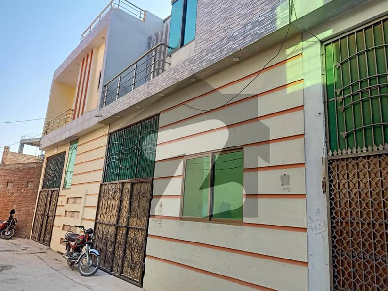 جلال پور جٹاں روڈ گجرات میں 5 کمروں کا 4 مرلہ مکان 1.2 کروڑ میں برائے فروخت۔