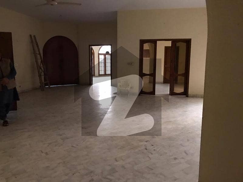 400 Yards Bungalow For Sale In Gulistanejauhar Block 3 Gulistane