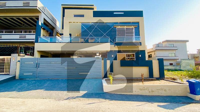 10 Marla Double Storey Brand New Designer House For Sale In Media Town.