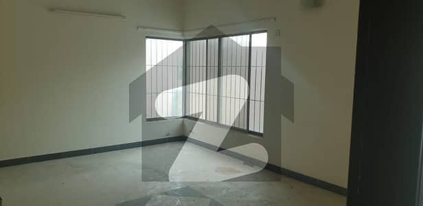 500 Sq Yds Best Location Brigadier House Available For Sale In Sector G Askari 5
