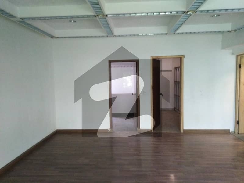 Perfect 1750 Square Feet Flat In Clifton - Block 5 For rent