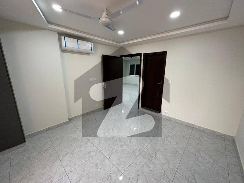 Buy Prime Located 02 Ready To Move Flat In Royal Mall & Residency