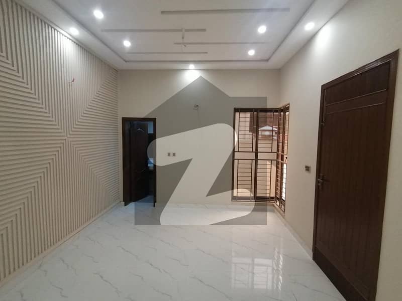 Upper Portion Of 10 Marla Is Available For rent In Wapda Town Phase 1 - Block D