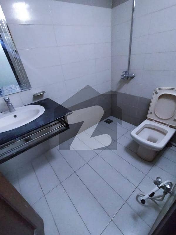 Prominently Located 225 Square Feet Room Available In G 13 G 13 prominently-located-225-square-feet-room-available-in-g-13-g-13