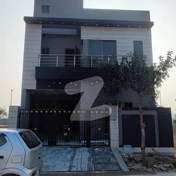 5 Marla Brand New House In New Lahore City