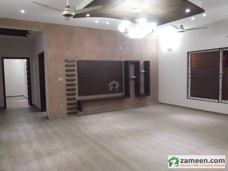 Good Location 10 Marla Brand New House For Sale In Bahria Town