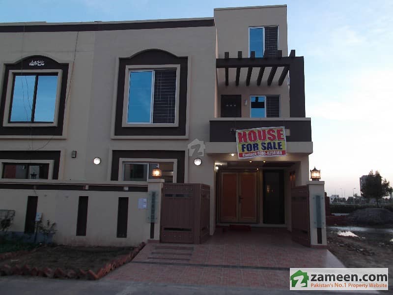 Excellent Location 5 Marla Brand New House For Sale In Bahria Town