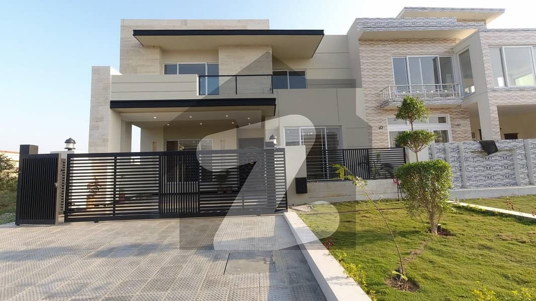 272 Sq Yard Brand New Luxury House available for Sale with Front Open