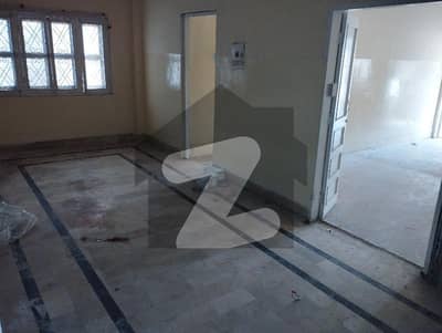 ناظم آباد 4 - بلاک اے ناظم آباد 4 ناظم آباد کراچی میں 4 کمروں کا 16 مرلہ مکان 1.5 لاکھ میں کرایہ پر دستیاب ہے۔