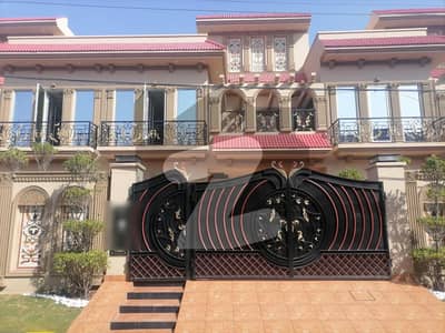 Stunning House Is Available For sale In Johar Town