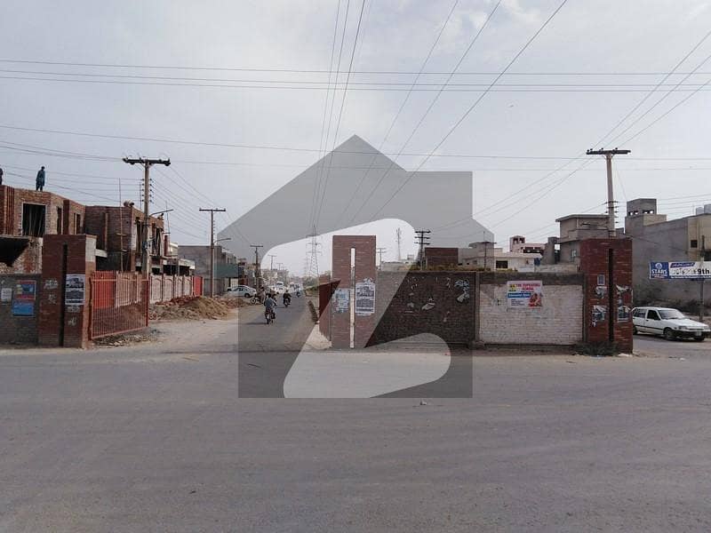 PRIME LOCATED 5 MARLA PLOT IN MODEL TOWN MULTAN PRIME LOCATED 5 MARLA PLOT IN MODEL TOWN MULTAN