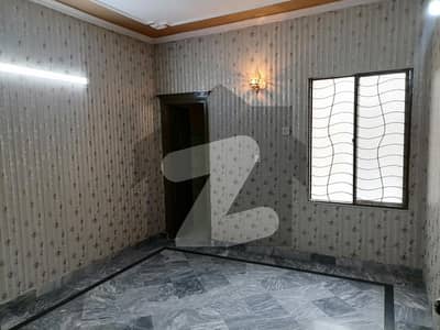 Spacious 10 Marla House Available For sale In Gulshan-e-Ravi