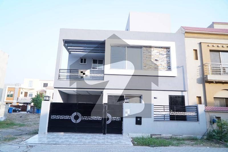 5 MARLA BRAND NEW HOUSE FOR SALE IN EASTERN BLOCK BAHRIA ORCHARD PHASE 1