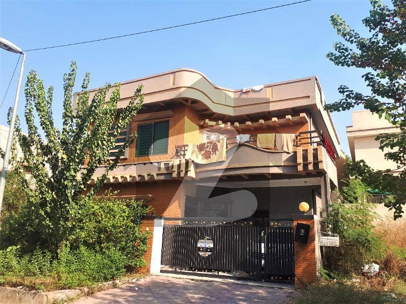 10 Marla Used Corner House For Sale In Dha Phase 2 Islamabad