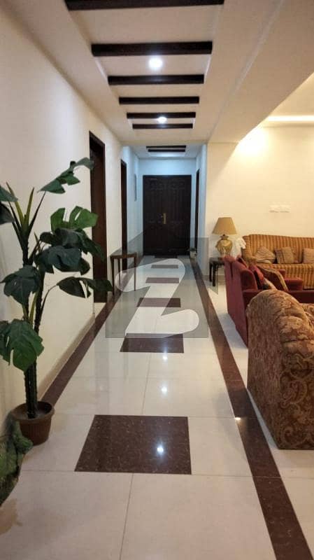 4 Beds 12 Marla Prime Location Apartment for Sale in Askari 11