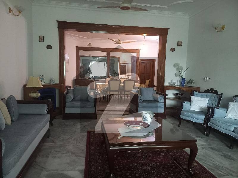 1 Kanal House Corner For Sale In Hayatabad Phase 2. G3  Shalman Park Face