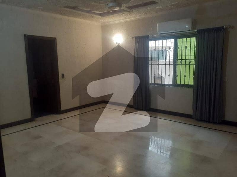 Fully Furnished 5 Bedrooms 500 Yards Bungalow For Rent In Dha