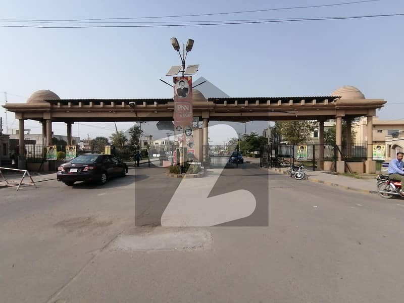 15 Marla Park Facing Plot Available For Sale In Wapda Town Phase 2 M Block (38 103)