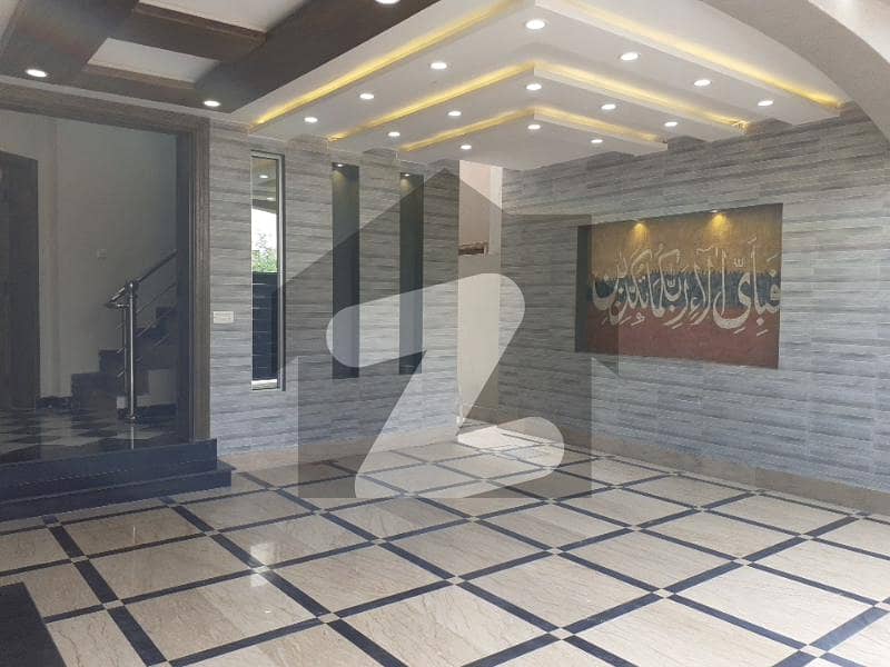 14 MARLA FULL HOUSE FOR RENT IN TULIB BLOCK BAHRIA TOWN LAHORE
