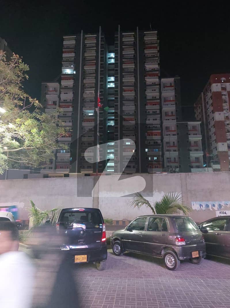 نارتھ ناظم آباد ۔ بلاک ایف نارتھ ناظم آباد کراچی میں 3 کمروں کا 6 مرلہ فلیٹ 1.65 کروڑ میں برائے فروخت۔