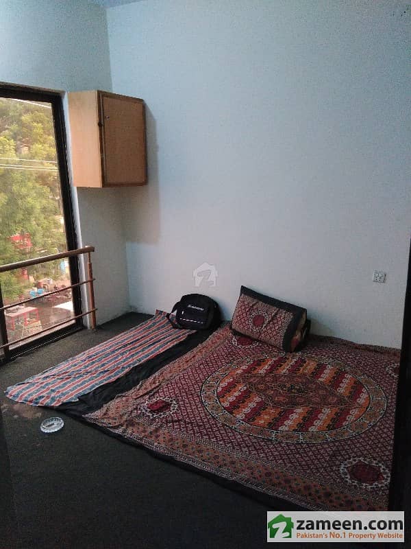Room For Rent In Jhanzaib Boys Hostel