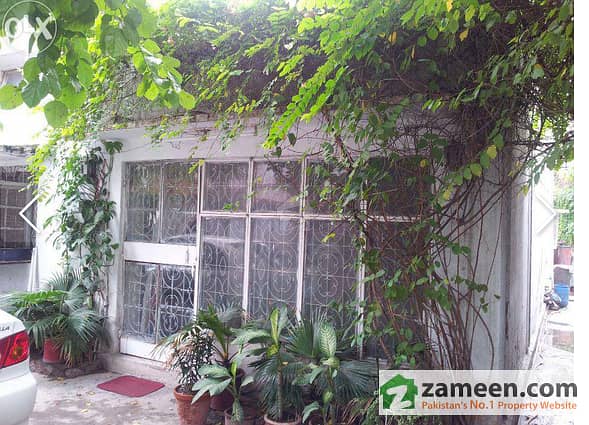 Commercial House For Sale In Samanabad