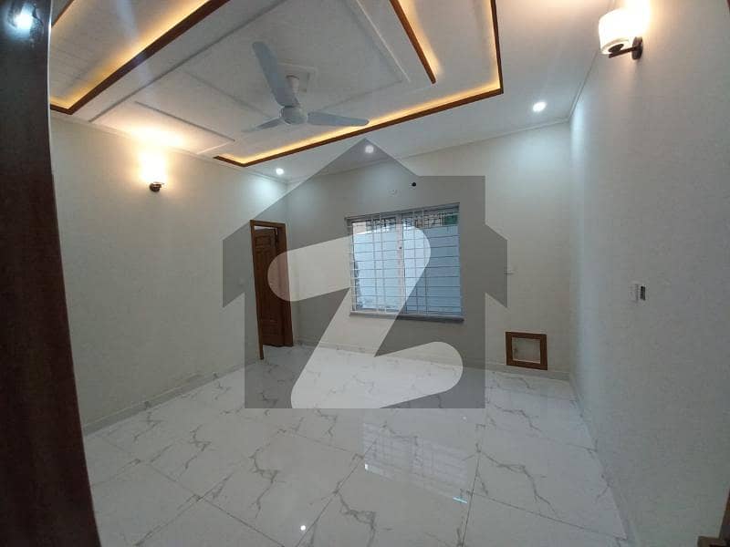 In G-13/1 Of Islamabad, A 7 Marla L basement Available