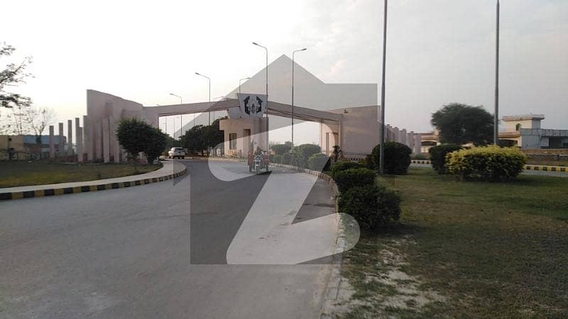 Facing Park 50ft Rd 1 kanal Ideal Plot in G Block Sui Gas Phase 2 Lahore