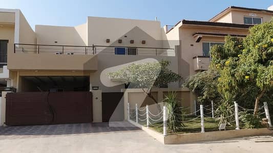 Prime Location 7 Marla House In Bahria Town Phase 8 - Abu Bakar Block Is Best Option