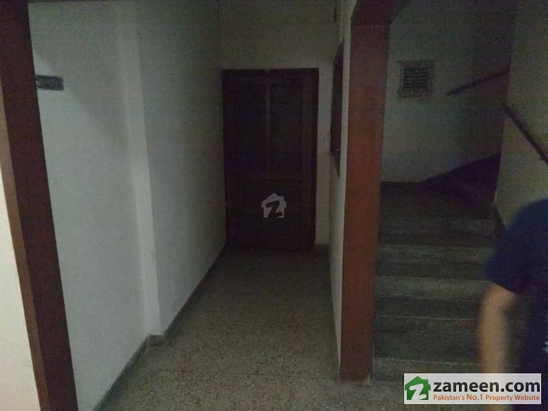 3 Bed D/D 2100 Sq Feet 6th Floor PNS Karsaz Royal Apartment Flat For Sale Karsaz, Faisal