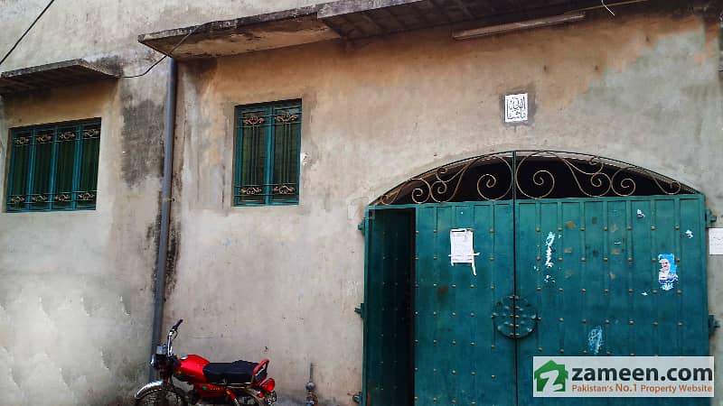 فیروزپور روڈ لاہور میں 2 کمروں کا 10 مرلہ عمارت 1.3 کروڑ میں برائے فروخت۔