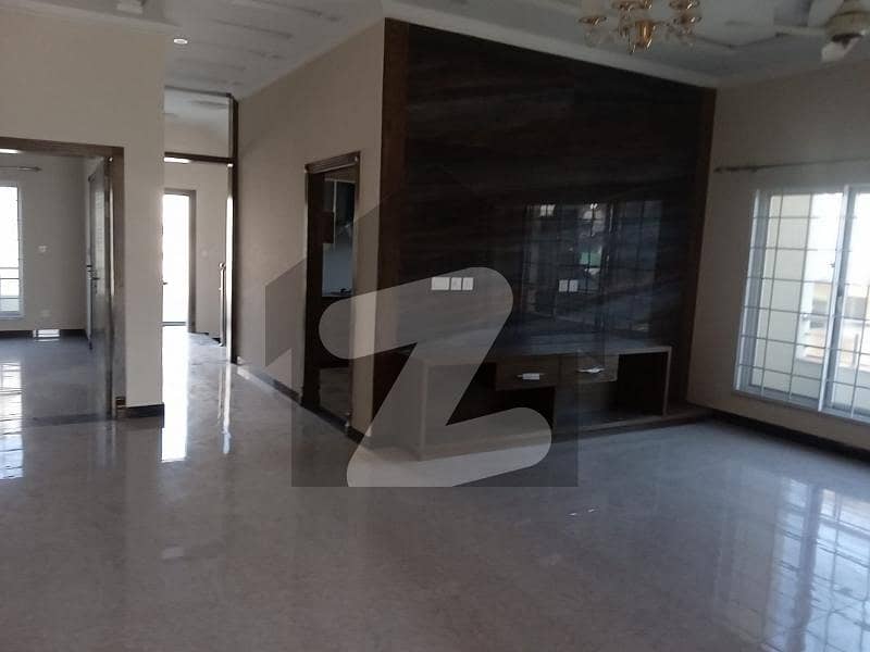 14 Marla 3 Bed Porsha Available  For Rent In Zaraj Housing Islamabad