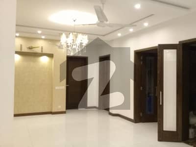 Paragon City 5 Marla Upper Portion For Rent 2 Bedroom Attach Washroom