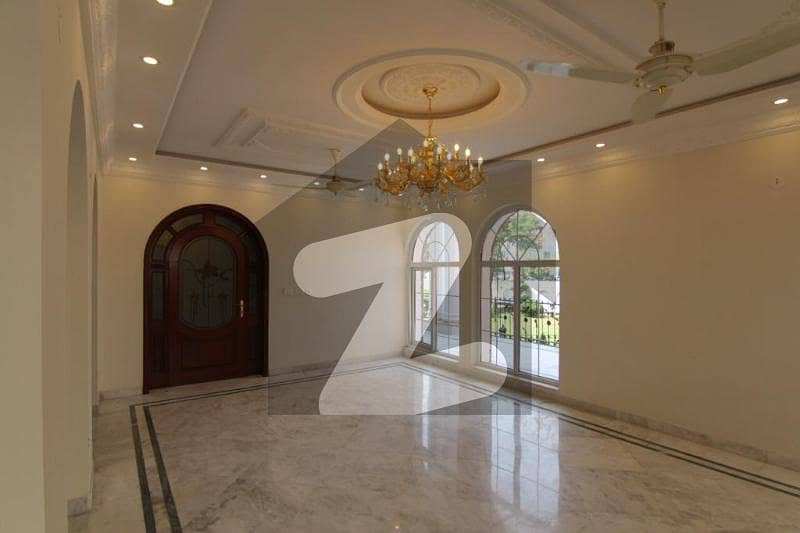 1 Kanal Good Location Beautiful Bungalow For Rent At Dha Lahore