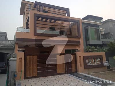 12 Marla Brand New Luxurious House Near To Park & Commercial 45 Ft Wide Road