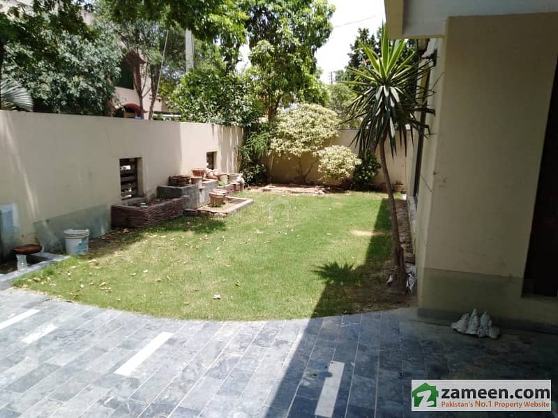 Zameen Offers 1 Kanal Luxury Bungalow In Sui Gas Housing Society Available For Rent