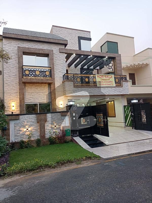 8 Marla Fabulous House For Sale In Umar Block Bahria Town Lahore