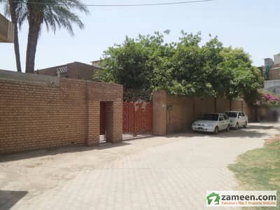 52 Marla House Available For Sale in Shahzad Colony
