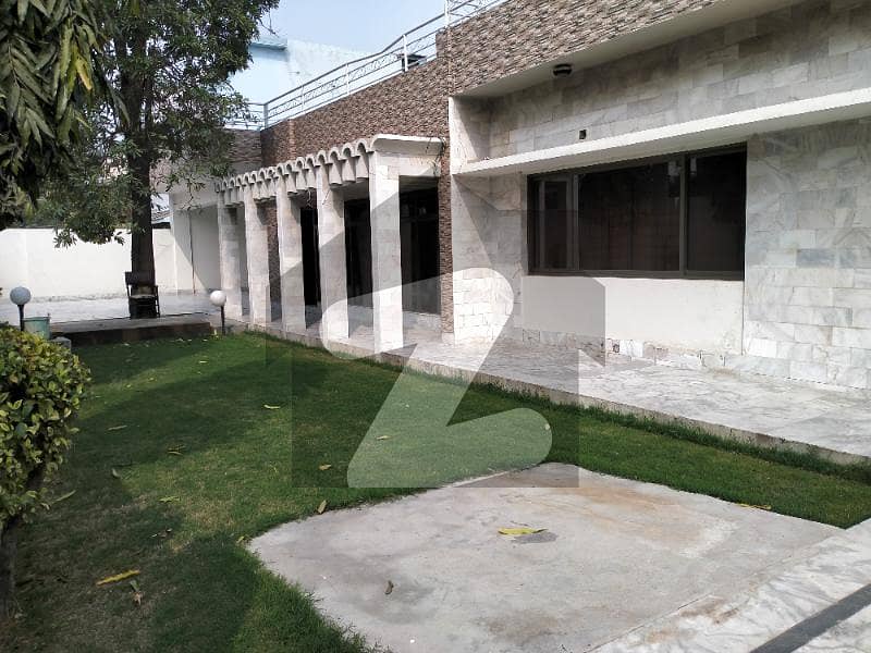 2 KANAL HOUSE FOR SALE NEAR MAIN BOULEVARD GULBERG AND MALL ROAD UPPER MALL LAHORE