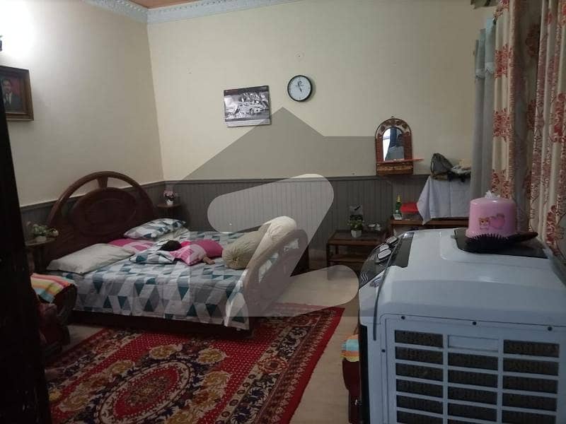Idyllic House Available In Zakariya Town For rent