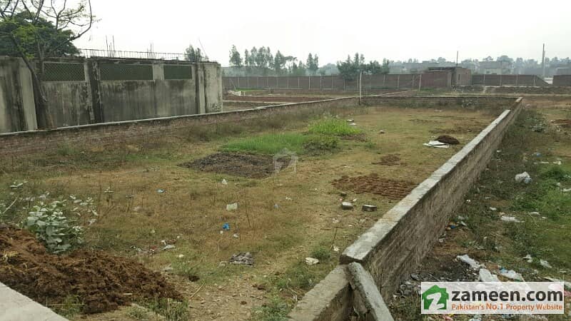 1 Kana Corner Plot For Rent 1 Kana Corner Plot For Rent