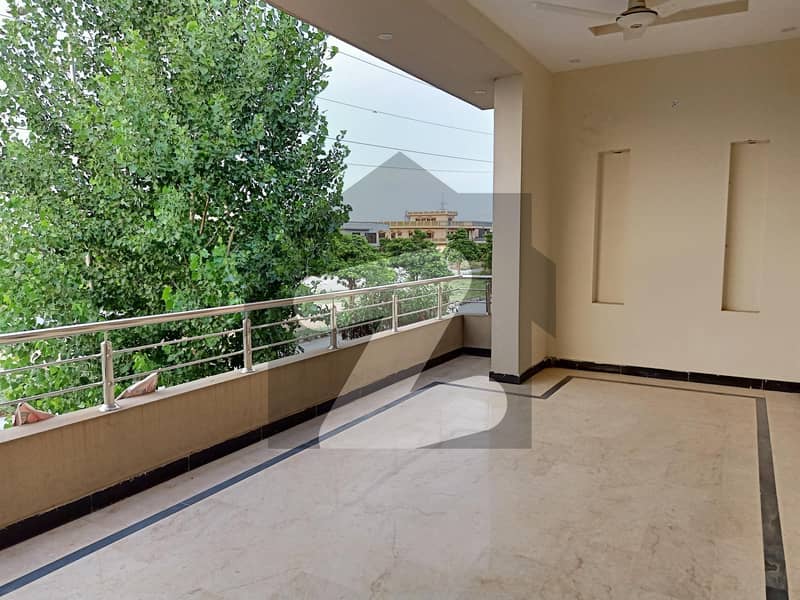 600 Square Yards Lower Portion In Beautiful Location Of G-16/4 In Islamabad
