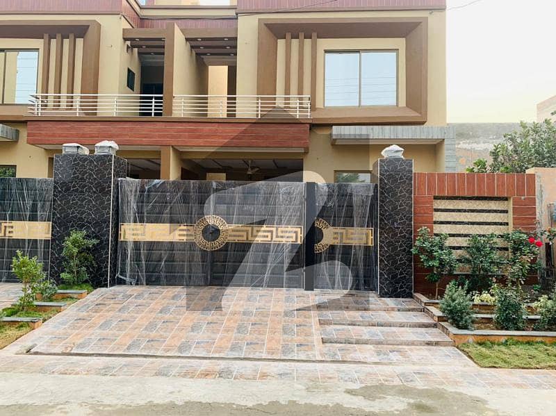 Prime Location 10 Marla Brand New House Available For Sale In Main Boulevard Colleger Road Nasheman-e-iqbal Phase 2