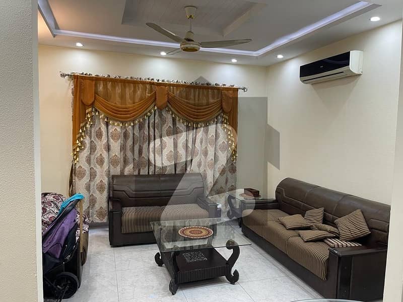 فارمانئیٹس ہاؤسنگ سکیم لاہور میں 3 کمروں کا 5 مرلہ مکان 65 ہزار میں کرایہ پر دستیاب ہے۔